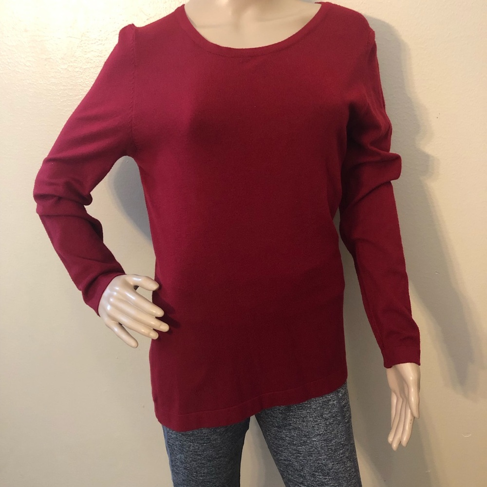 BRAND NEW Jennie & Ray Crew Neck Sweater